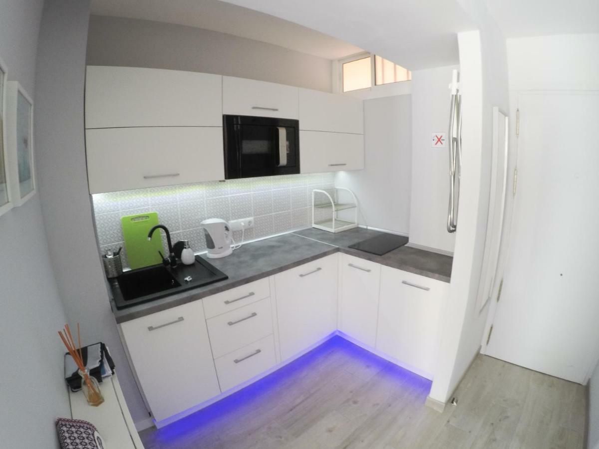 Casa De Locos Lägenhet Benalmádena Exteriör bild